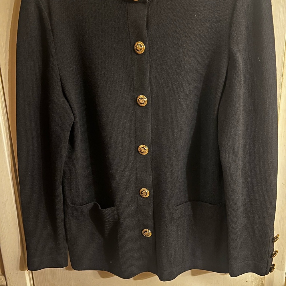 St. John Collection Classic Black Cardigan

PRICE DROP - Picture 3 of 5